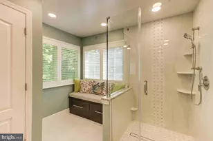 4175 Lower Park Dr, Fairfax, VA 22030 - Photo 27