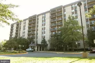 3101 S Manchester St, Falls Church, VA 22044 - Photo 1
