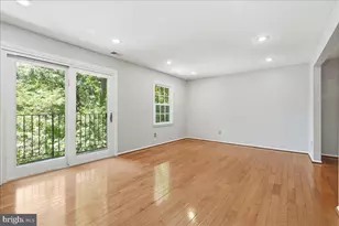 6326 Fenestra Ct, Burke, VA 22015 - Photo 13
