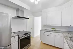 2826 W George Mason Rd, Falls Church, VA 22042 - Photo 11