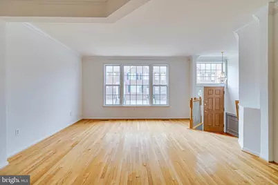 4147 Presgraves Court, Chantilly, VA 20151 - Photo 5