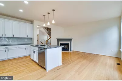 4147 Presgraves Court, Chantilly, VA 20151 - Photo 15