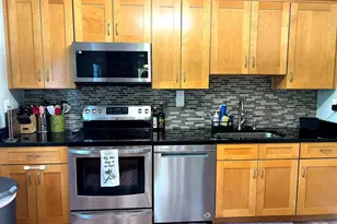 9436 Goshen Ln, Burke, VA 22015 - Photo 11