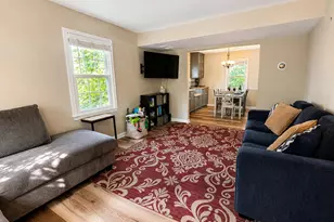 9436 Goshen Ln, Burke, VA 22015 - Photo 5