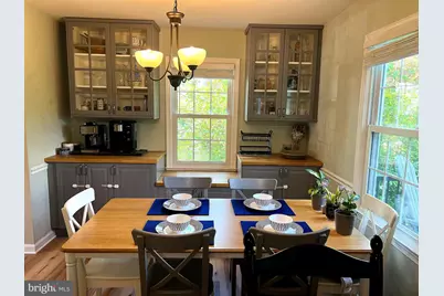 9436 Goshen Lane, Burke, VA 22015 - Photo 7