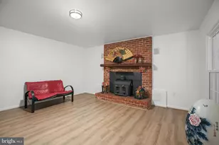 6401 Wolf Run Hunt Ct, Fairfax Station, VA 22039 - Photo 23