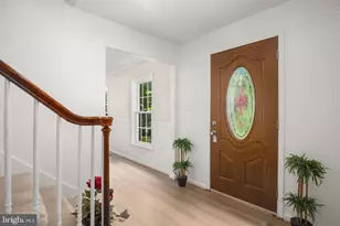 6401 Wolf Run Hunt Ct, Fairfax Station, VA 22039 - Photo 17