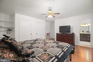6401 Wolf Run Hunt Ct, Fairfax Station, VA 22039 - Photo 15