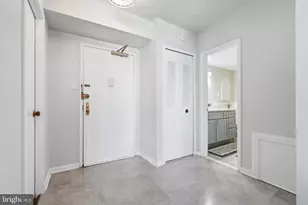 3705 S George Mason Dr, Falls Church, VA 22041 - Photo 19