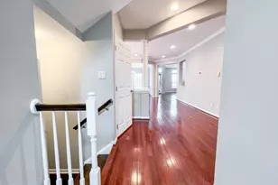 3909 Beeker Mill Pl, Chantilly, VA 20151 - Photo 5