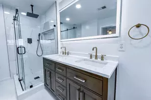 3909 Beeker Mill Pl, Chantilly, VA 20151 - Photo 33