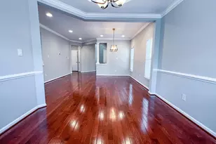 3909 Beeker Mill Pl, Chantilly, VA 20151 - Photo 11