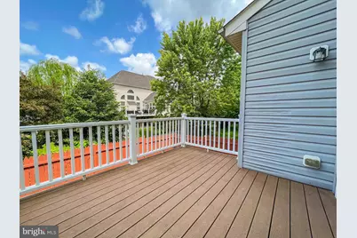 3909 Beeker Mill Place, Chantilly, VA 20151 - Photo 15
