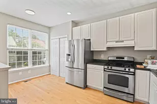 11482 Heritage Commons Way, Reston, VA 20194 - Photo 3