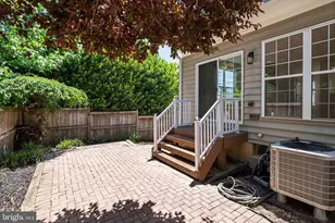 11482 Heritage Commons Way, Reston, VA 20194 - Photo 27