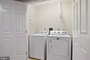 11482 Heritage Commons Way, Reston, VA 20194 - Photo 25