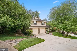 10033 Glencroft Ct, Vienna, VA 22181 - Photo 51