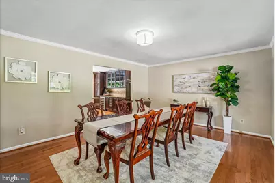 10033 Glencroft Court, Vienna, VA 22181 - Photo 21