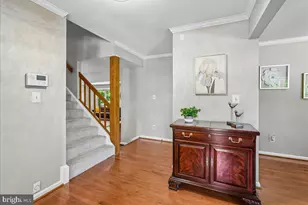 10033 Glencroft Ct, Vienna, VA 22181 - Photo 5
