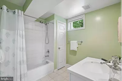 10033 Glencroft Court, Vienna, VA 22181 - Photo 41