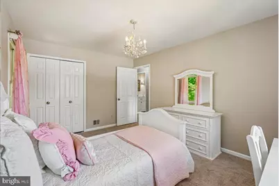 10033 Glencroft Court, Vienna, VA 22181 - Photo 31