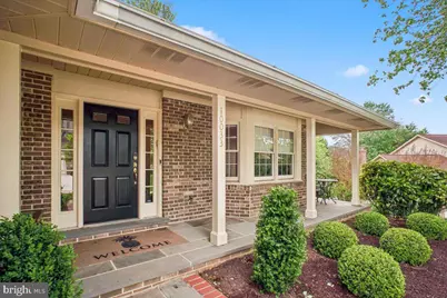 10033 Glencroft Court, Vienna, VA 22181 - Photo 45