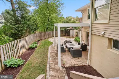 10033 Glencroft Court, Vienna, VA 22181 - Photo 49