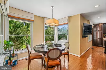 10033 Glencroft Court, Vienna, VA 22181 - Photo 19