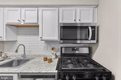11240 Chestnut Grove Square #157, Reston, VA 20190 - Photo 25