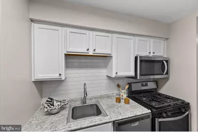 11240 Chestnut Grove Square #157, Reston, VA 20190 - Photo 29