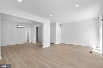 4543 Pinecrest Heights Drive, Annandale, VA 22003 - Photo 5