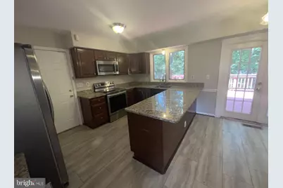 6463 Honey Tree Court, Burke, VA 22015 - Photo 9
