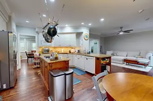 2007 Mayfair McLean Ct, Falls Church, VA 22043 - Photo 13