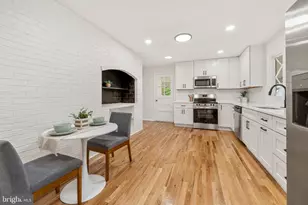 7842 Doane Ct, Springfield, VA 22152 - Photo 3