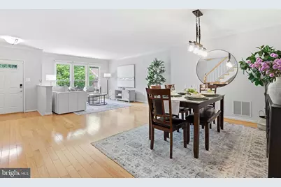 7293 Olde Lantern Way, Springfield, VA 22152 - Photo 9
