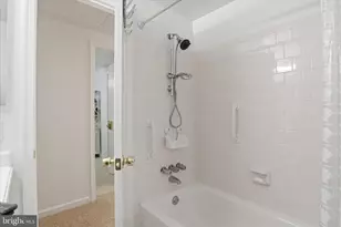 5967 New England Woods Dr, Burke, VA 22015 - Photo 27