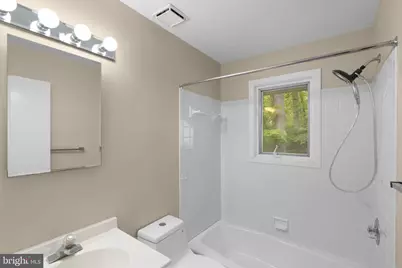 10701 Sycamore Springs Lane, Great Falls, VA 22066 - Photo 23