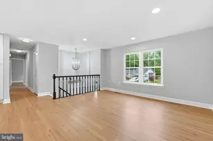 14723 Jarnigan St, Centreville, VA 20120 - Photo 3