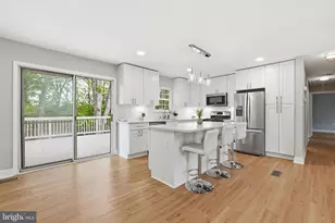 14723 Jarnigan St, Centreville, VA 20120 - Photo 7
