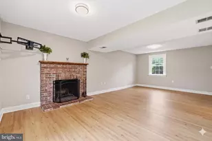 14723 Jarnigan St, Centreville, VA 20120 - Photo 23