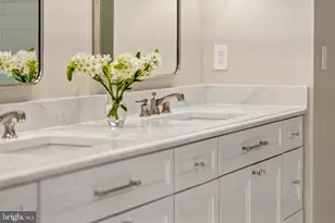 12076 Kinsley Pl, Reston, VA 20190 - Photo 25