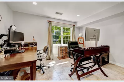 12076 Kinsley Place, Reston, VA 20190 - Photo 39
