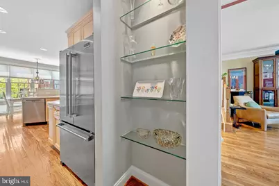 12076 Kinsley Place, Reston, VA 20190 - Photo 13