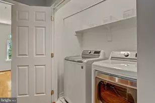 12076 Kinsley Pl, Reston, VA 20190 - Photo 29