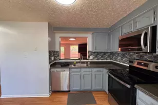 6917 Villa-Del-Rey Ct, Springfield, VA 22150 - Photo 5