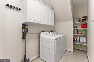 10330 Regency Station Dr, Fairfax Station, VA 22039 - Photo 57