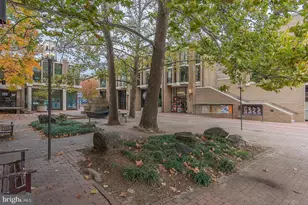 1604 Washington Plaza N, Reston, VA 20190 - Photo 11