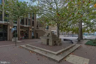 1604 Washington Plaza N, Reston, VA 20190 - Photo 17