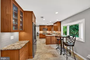 11416 Vale Rd, Oakton, VA 22124 - Photo 27