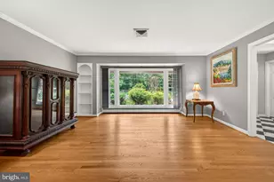 11416 Vale Rd, Oakton, VA 22124 - Photo 9